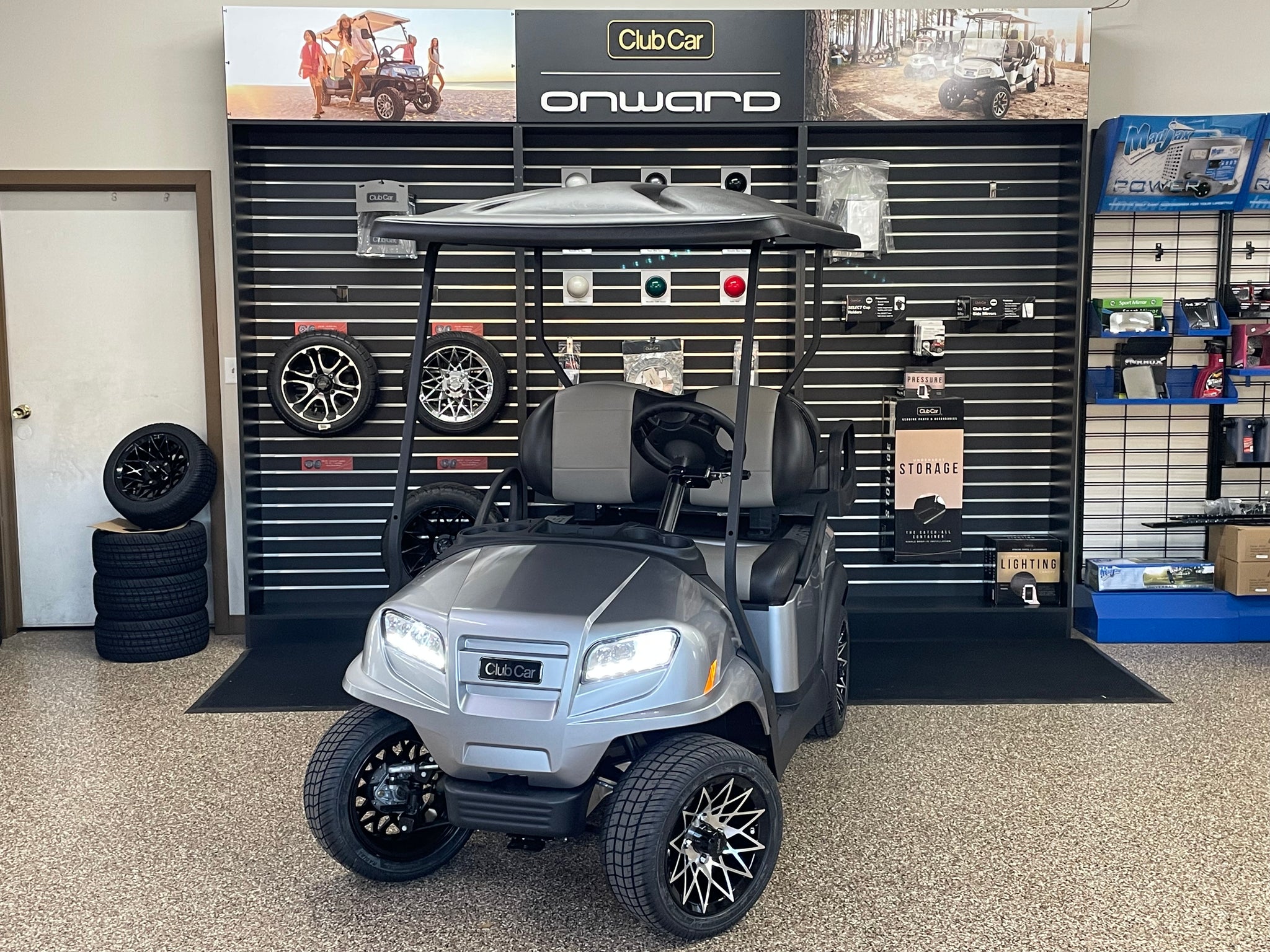 2026 Club Car Onward 4 Passenger (Gas EFI)- Metallic Signature Silver